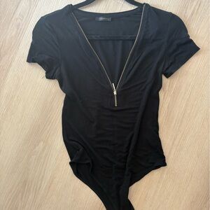 Dynamite Black Zipper Bodysuit